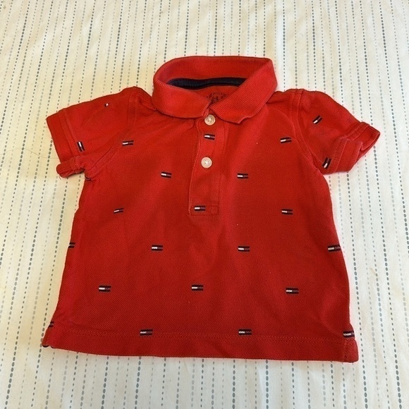 Tommy Hilfiger - 2 piece set. Size 6-9  months - Picture 2 of 7